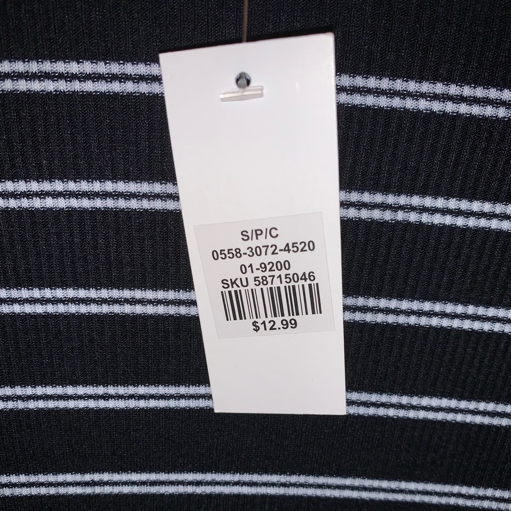 Cropped t-shirt - Picture 3 of 4
